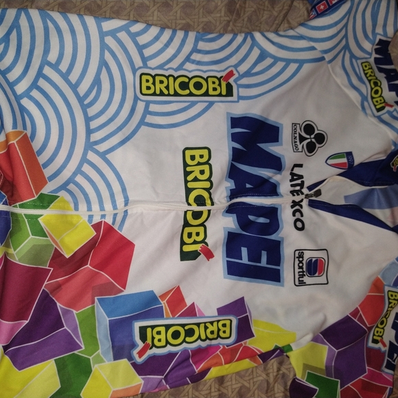 Cycling jersey - Picture 1 of 3